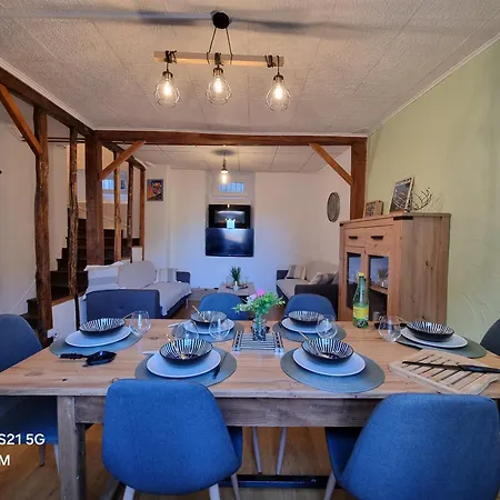 Charming Pyrenees House Ferienhaus Marignac (Haute-Garonne)