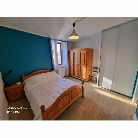 Charming Pyrenees House Ferienhaus